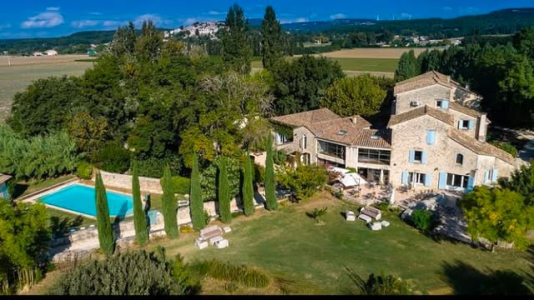 GRIGNAN, 26230, 28 Chambres Chambres,Demeure,A vendre,1125