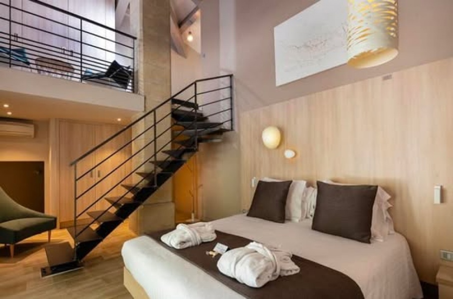 GRIGNAN, 26230, 28 Chambres Chambres,Demeure,A vendre,1125