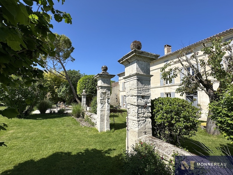 JURIGNAC, 16250, 9 Chambres Chambres,Demeure,A vendre,1127