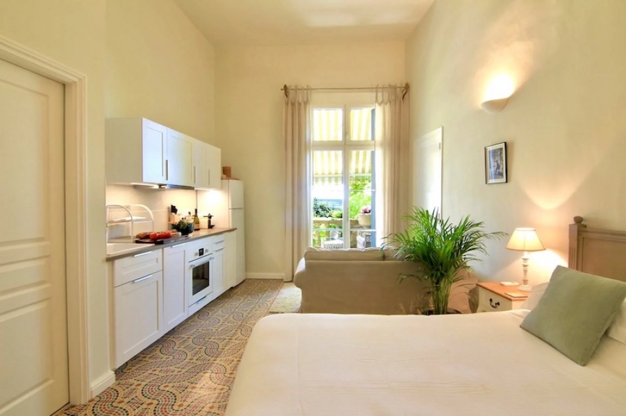 ROUJAN, ,Demeure,A vendre,1136