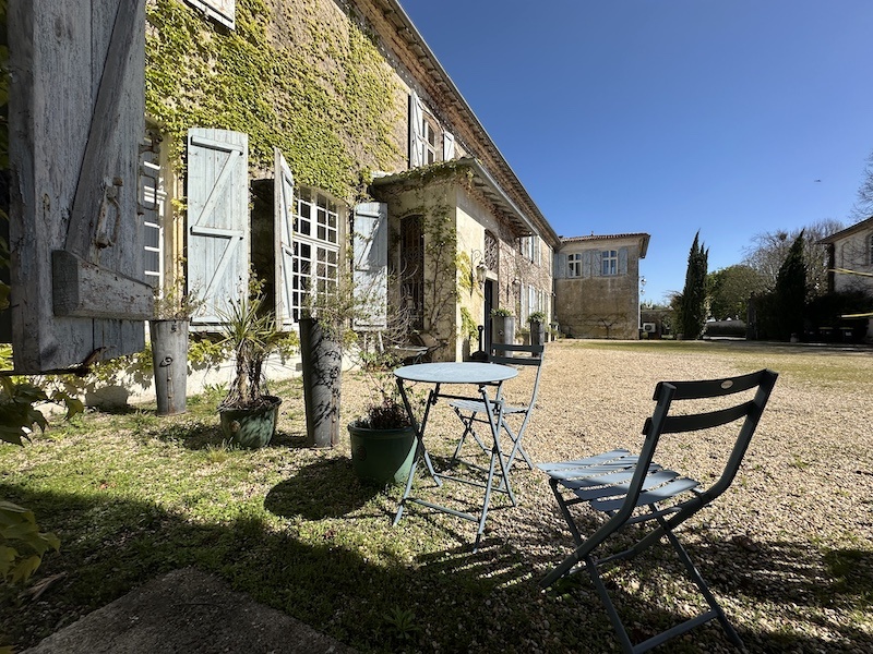 Mortagne sur Gironde, 17120, 20 Chambres Chambres,Demeure,A vendre,1151