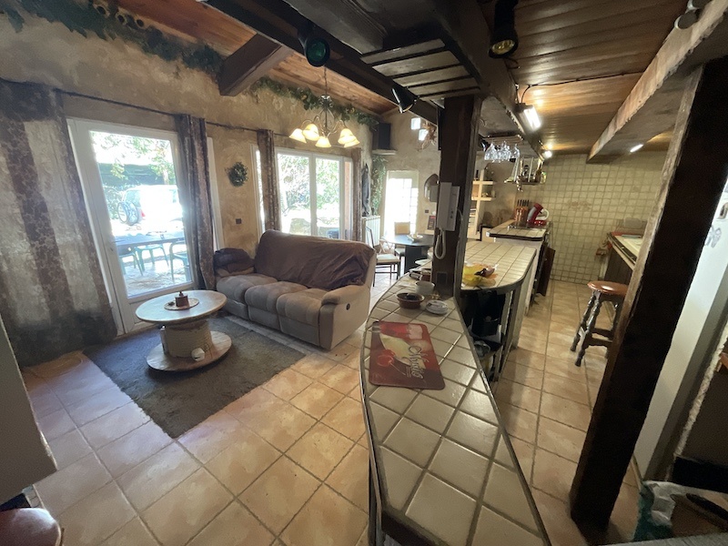 9 Chambres Chambres, 16 Chambres Chambres,3 Salle de bainSalle de bain,Maison,A vendre,1168